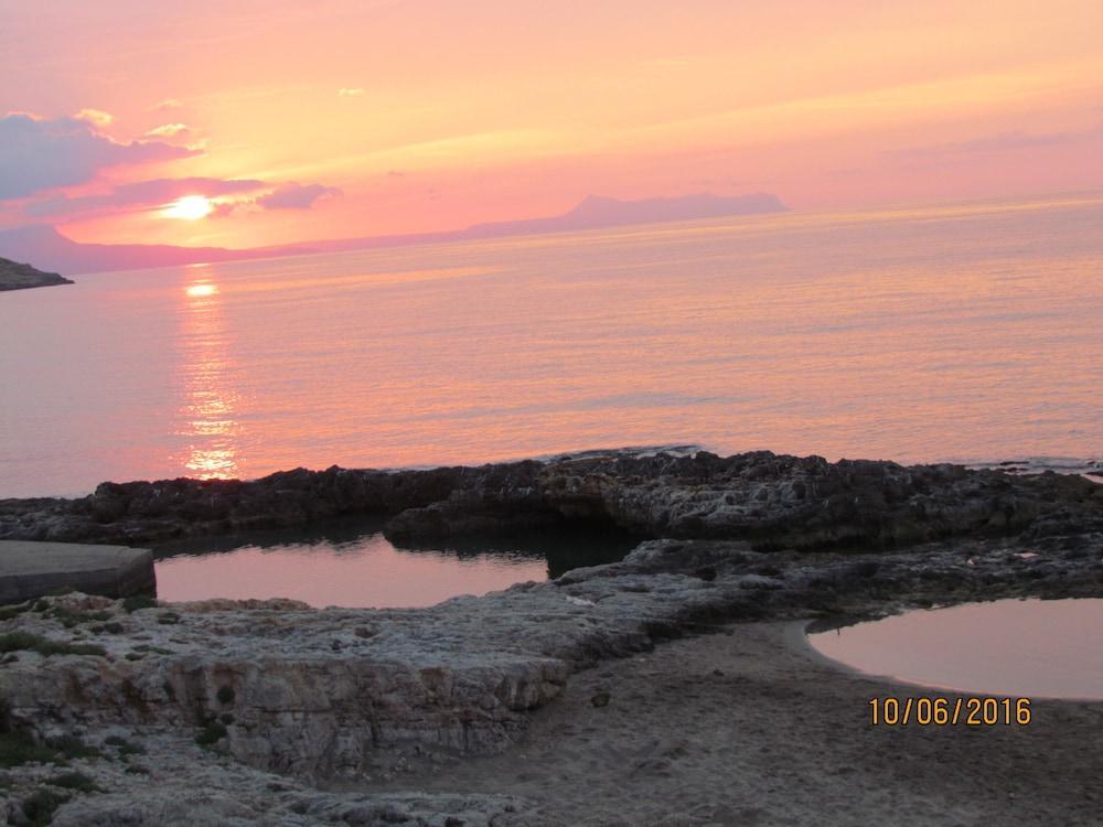 Archipelagos Aparthotel