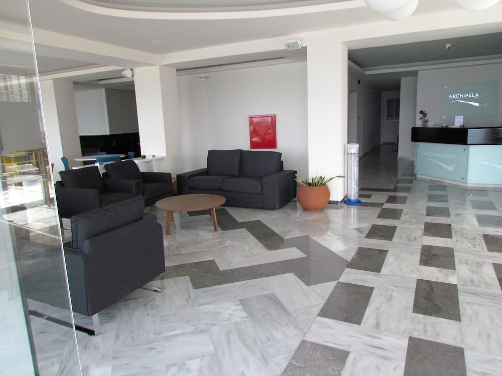 Aparthotel Archipelagos 4*